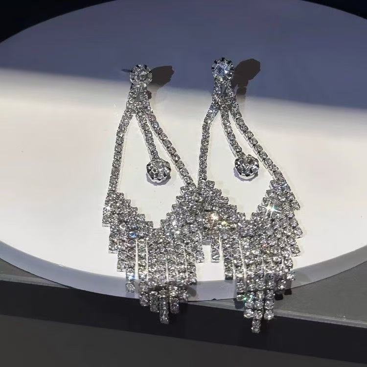 New tassel earrings with diamonds