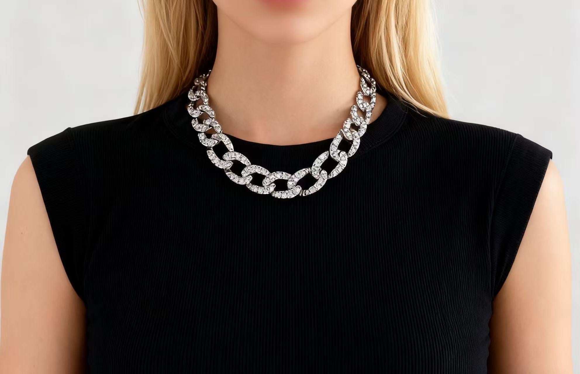 Fashionable Cuban diamond thick chain necklace